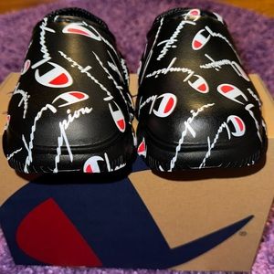 Champion SUPER MELOSO WARPED BLK/WHT size TODDLER 8 EU 25 NWT